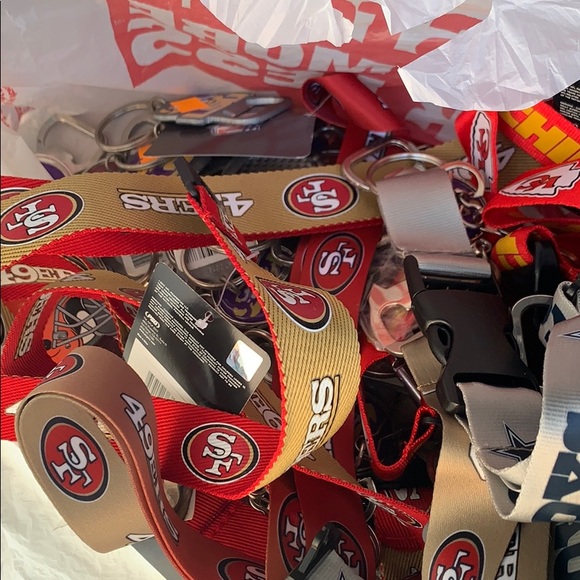 NFL stuff - Picture 3 of 6